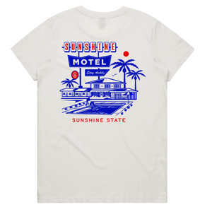Vintage Motel Ladies T-Shirt | Coastal Florida Graphic