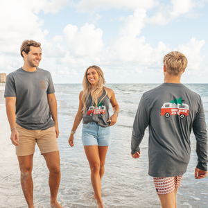 HOLIDAY ROAD LONG SLEEVE TEE - DARK GREY - Sunshine State®